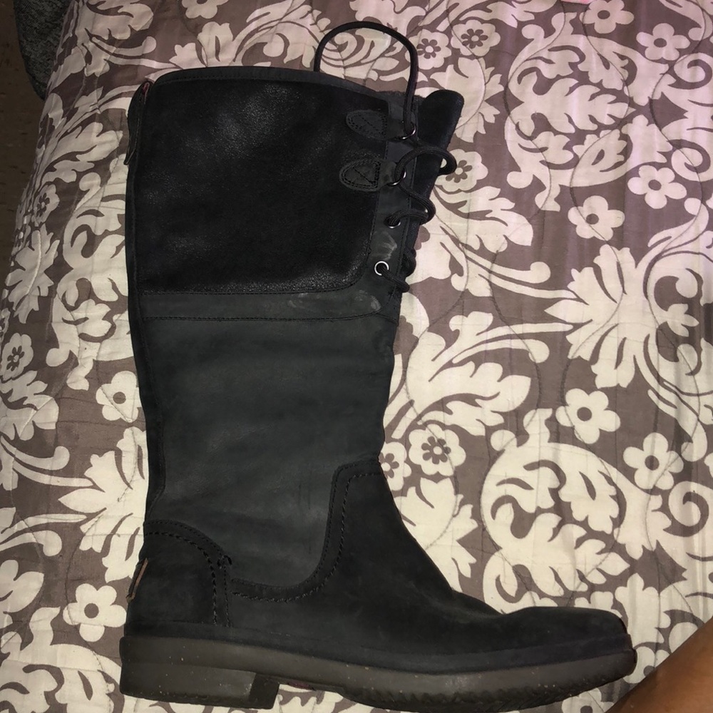 UGGs talk boot